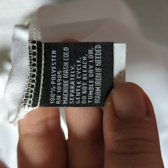 Womens Cleo Buttoned Blouse Sleeveless Tank with Tasteful Collar Ruffles White - Picture 4 of 6